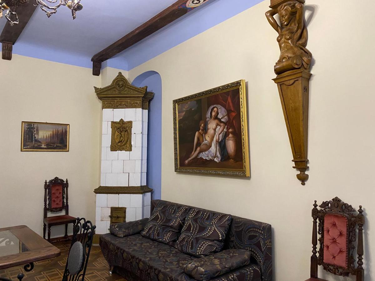 Апартаменти Королівські На Вулиці Лесі Українки 19 Lviv Extérieur photo