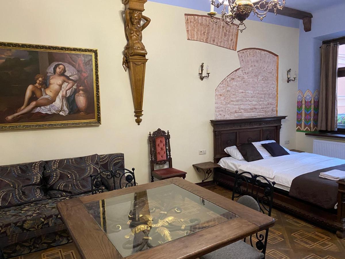 Апартаменти Королівські На Вулиці Лесі Українки 19 Lviv Extérieur photo